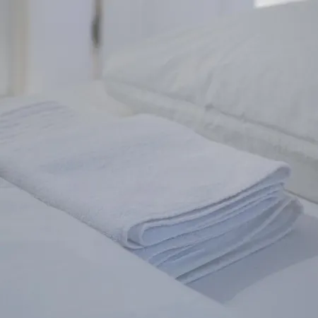 Tiergarten: Central, Spacious, Beautiful Designed 2-br Near Park * Berlin