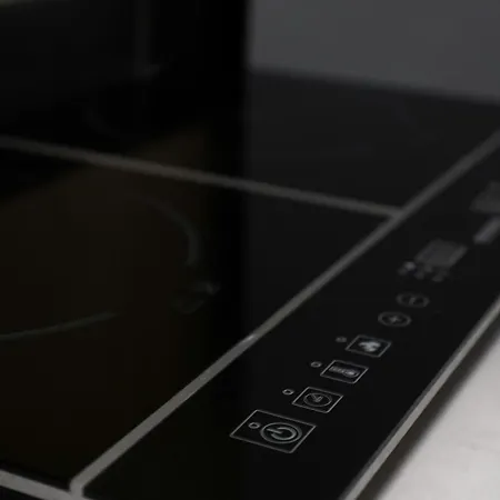 Tiergarten: Central, Spacious, Beautiful Designed 2-br Near Park Apartamento *