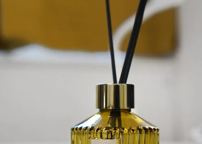 Tiergarten: Central, Spacious, Beautiful Designed 2-br Near Park Apartamento *