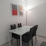 Tiergarten: Central, Spacious, Beautiful Designed 2-br Near Park Берлин